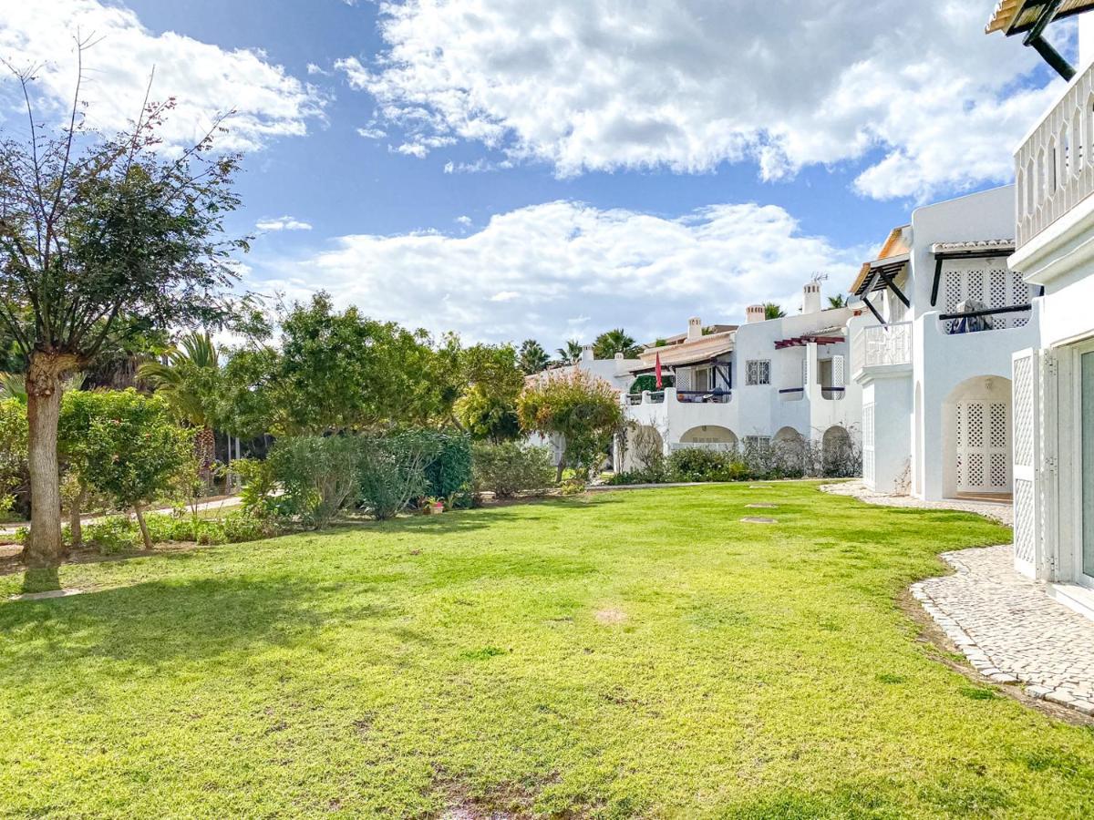 Lovely Apartment In Albufeira 2Bd 250M Beach Ocean View And Ac Wi-Fi Pool Εξωτερικό φωτογραφία